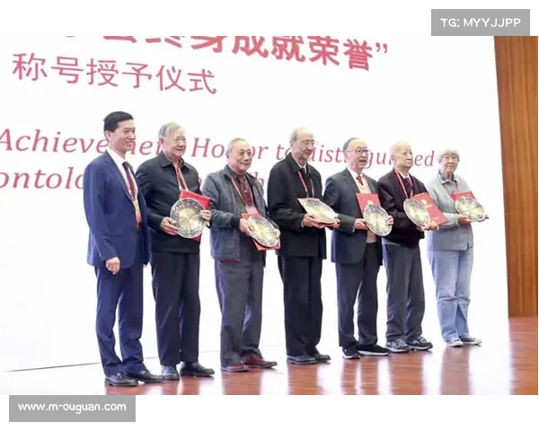 河南施卜午重磅出击力克福建方泽宇成功夺冠赢得荣誉 河南施卜午重磅出击力克福建方泽宇成功夺冠赢得荣誉