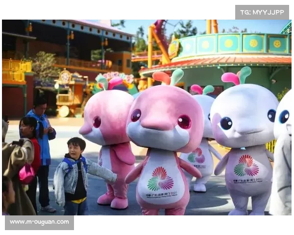 吉祥物互动环节受小选手欢迎,合影队伍排成长龙 吉祥物互动环节受小选手欢迎,合影队伍排成长龙